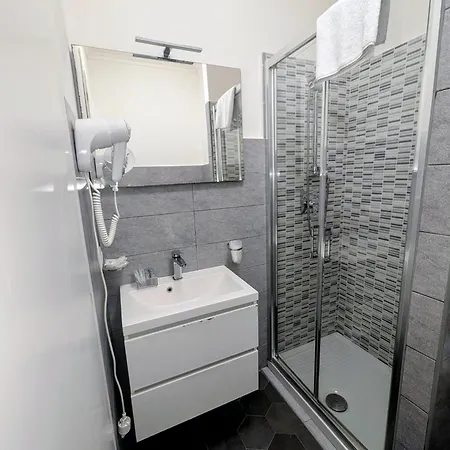 ベッド・アンド・ブレックファスト レジデンサ キー 3*