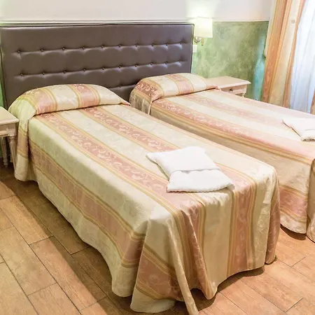 ريزيدنسا كي 3* روما